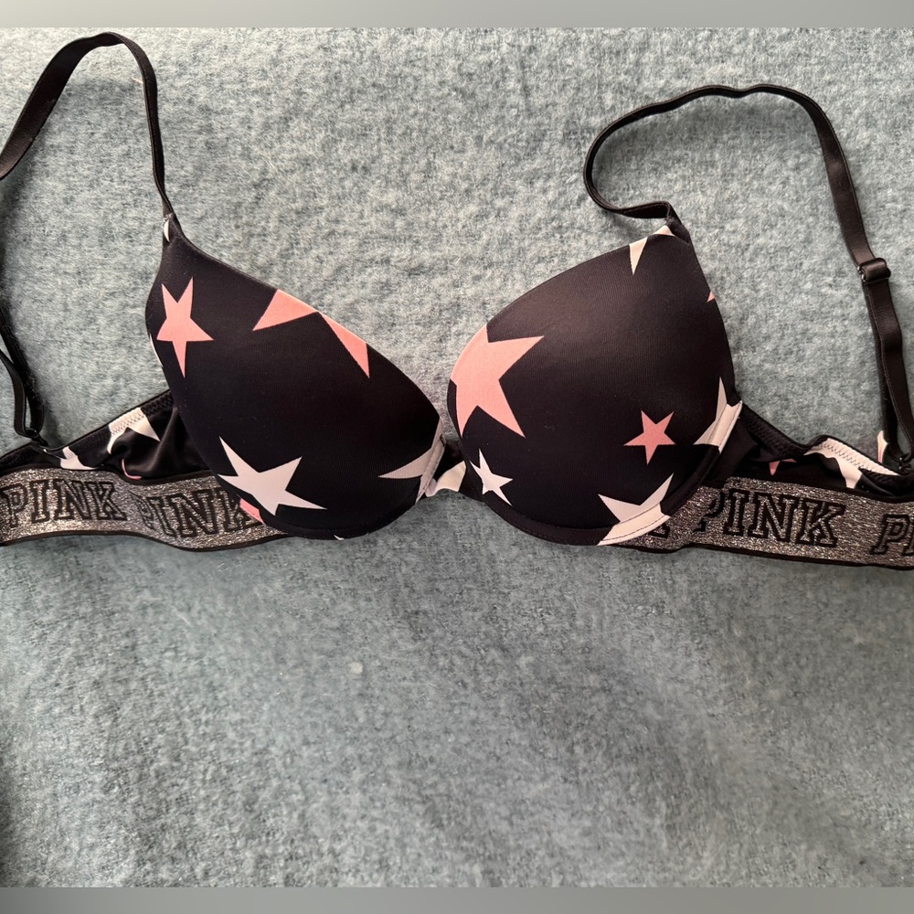 NEW / Never worn - Victoria Secret PINK Push-up bra size 32B - stars & sparkle